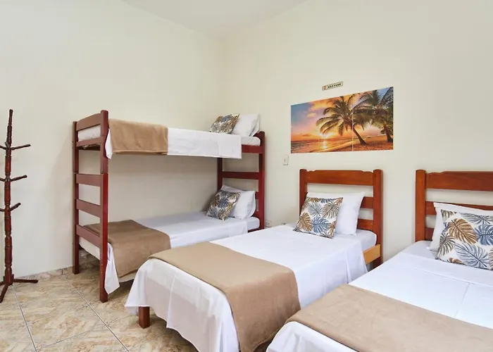 Suites Verdemar Pereque-Acu
