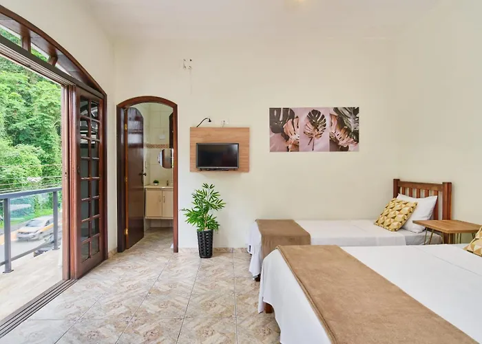 Suites Verdemar Pereque-Acu