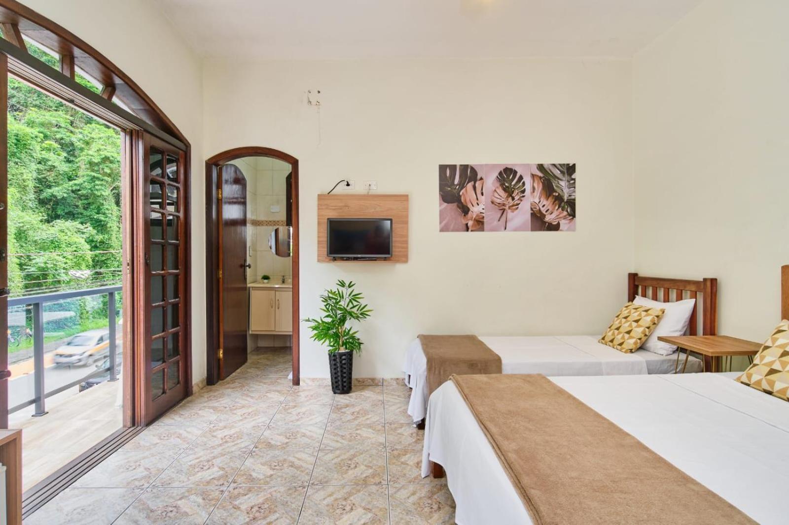 Verdemar Pereque-acu Homestay Ubatuba
